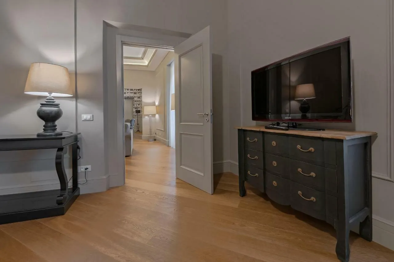 Apartments Florence - Teatro Luxury Italy