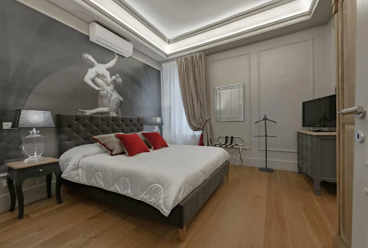 Apartments Florence - Teatro Luxury