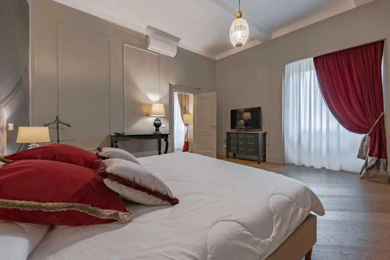 Apartments Florence - Teatro Luxury