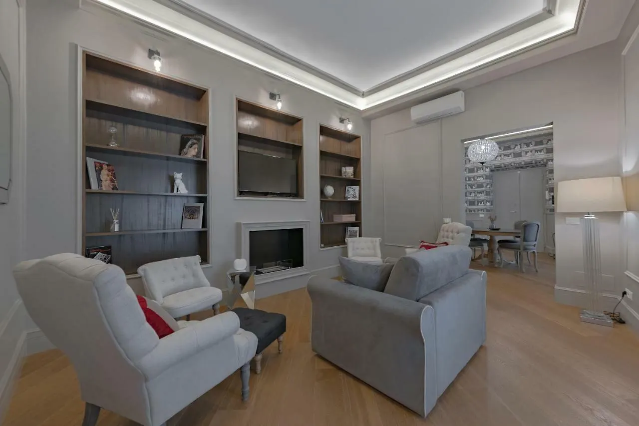 Apartments Florence - Teatro Luxury