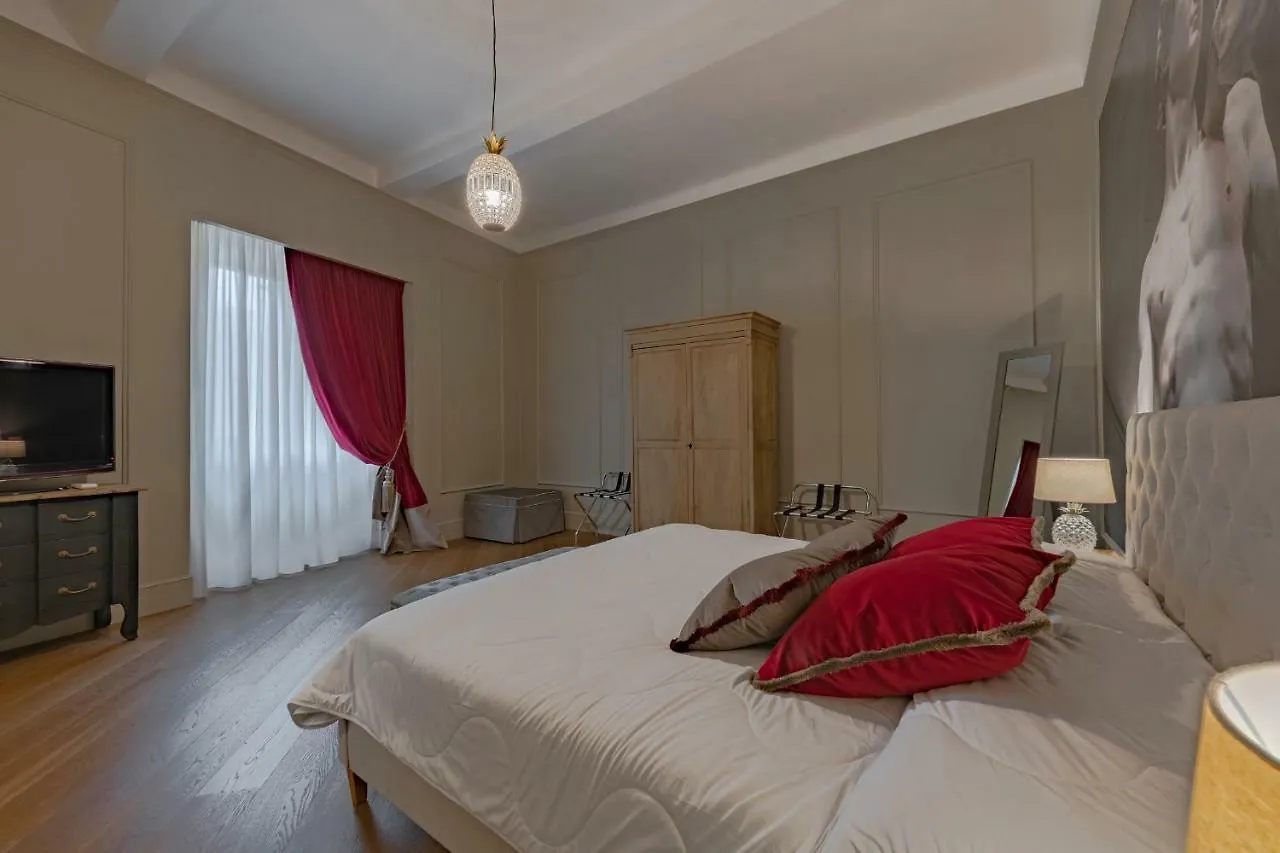 Apartments Florence - Teatro Luxury